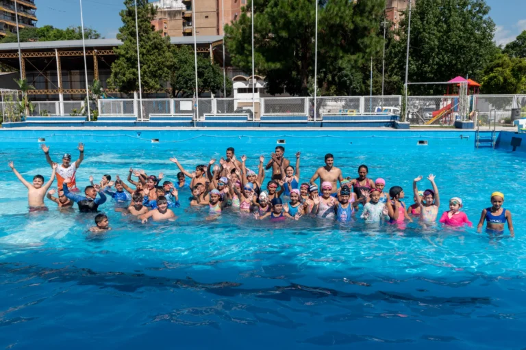 multimedia.grande.b90afda321e358c2.Z3JhbmRlLndlYnA=