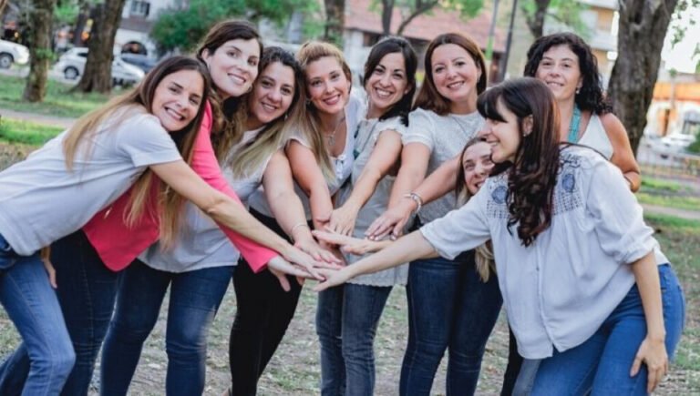 mujeres-en-red-tucuman1-medium-size